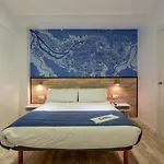 Casual Blue Affittacamere 2*