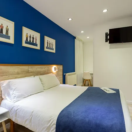 Guest house Casual Blue